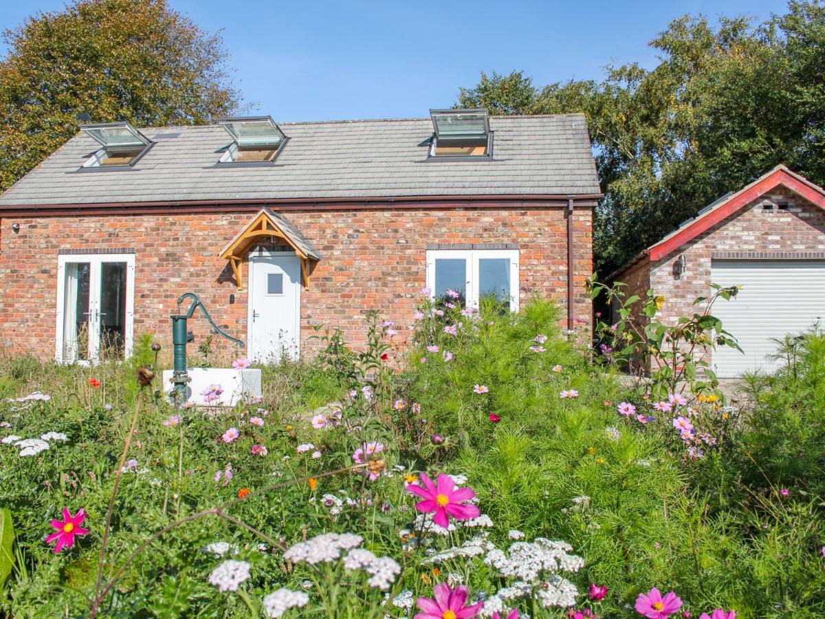 Villa The Stables Frodsham Exterior foto